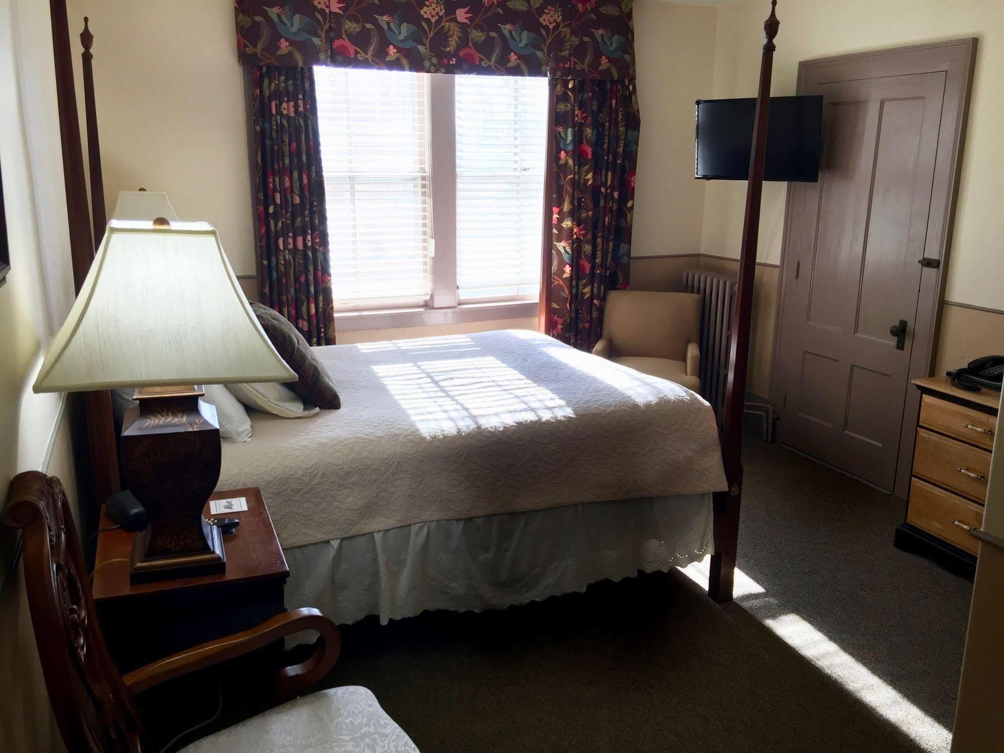 The Norwich Inn Esterno foto