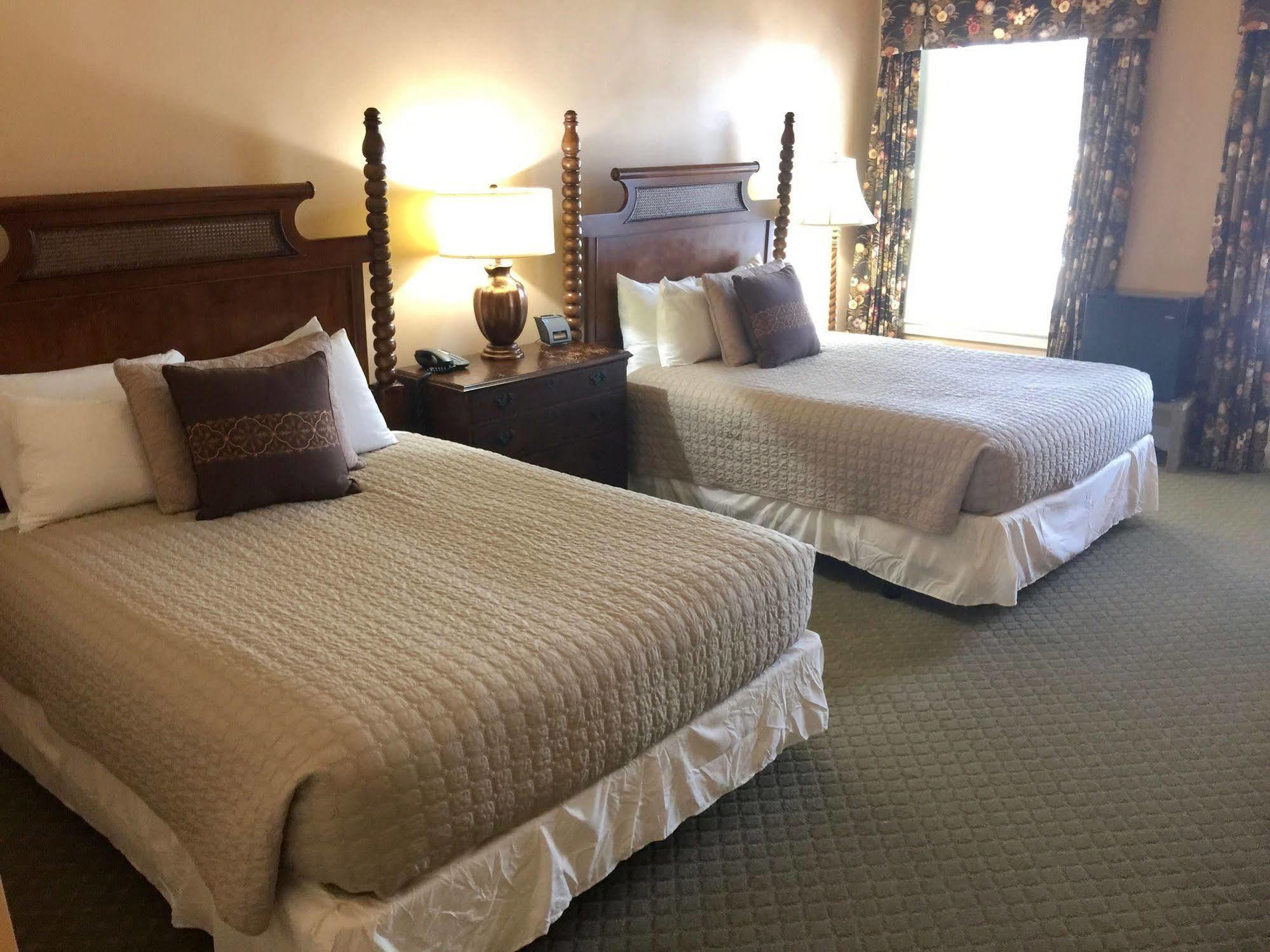 The Norwich Inn Esterno foto